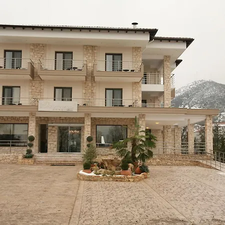 Hotel Diamond River & 4*